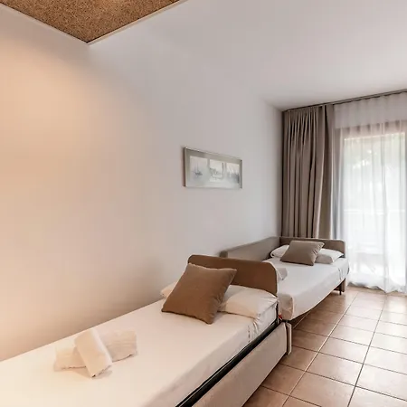 Hotel Nm By Escampa 4*