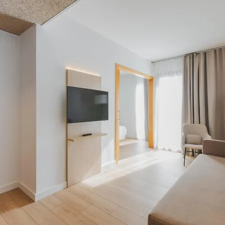 Nm By Escampa Hotel
