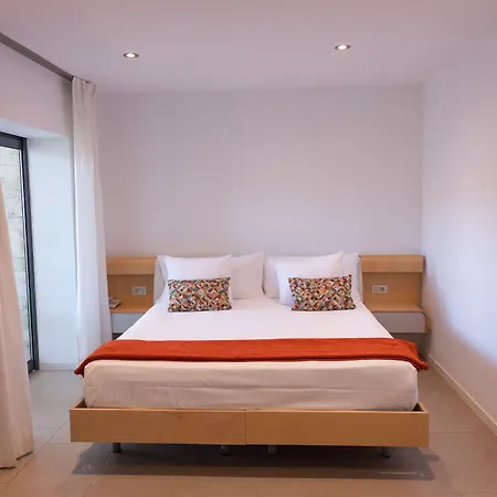 Nm By Escampa Hotel 4*